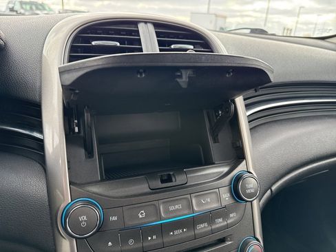 Used 2013 Chevrolet Malibu LT image 20