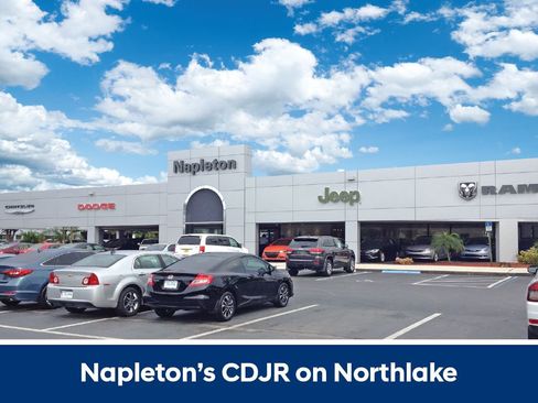 Used 2017 Jeep Wrangler Unlimited Rubicon w/ Connectivity Group image 16