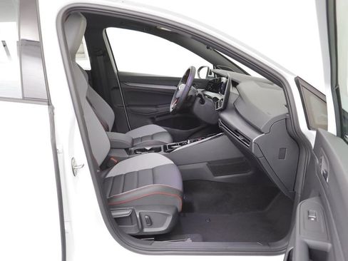 New 2026 Volkswagen GTI SE FWD image 19