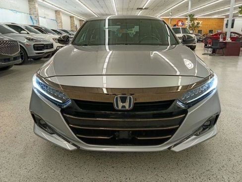 Used 2022 Honda Accord Sport image 2