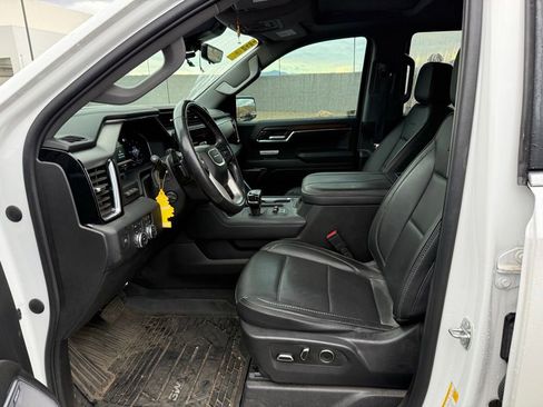 Used 2024 GMC Sierra 1500 Denali image 9