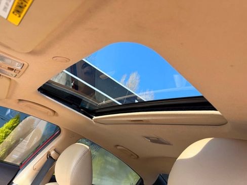 Used 2012 Hyundai Elantra Limited w/ Technology Pkg 5 image 16