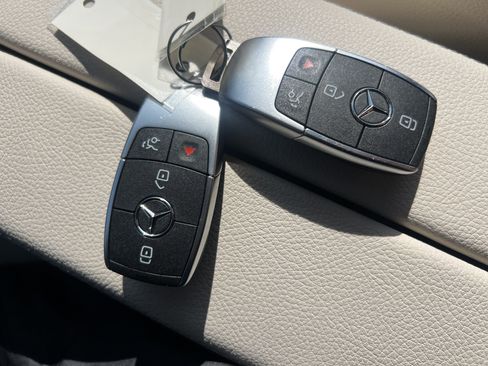 Used 2025 Mercedes-Benz CLA 250 image 38