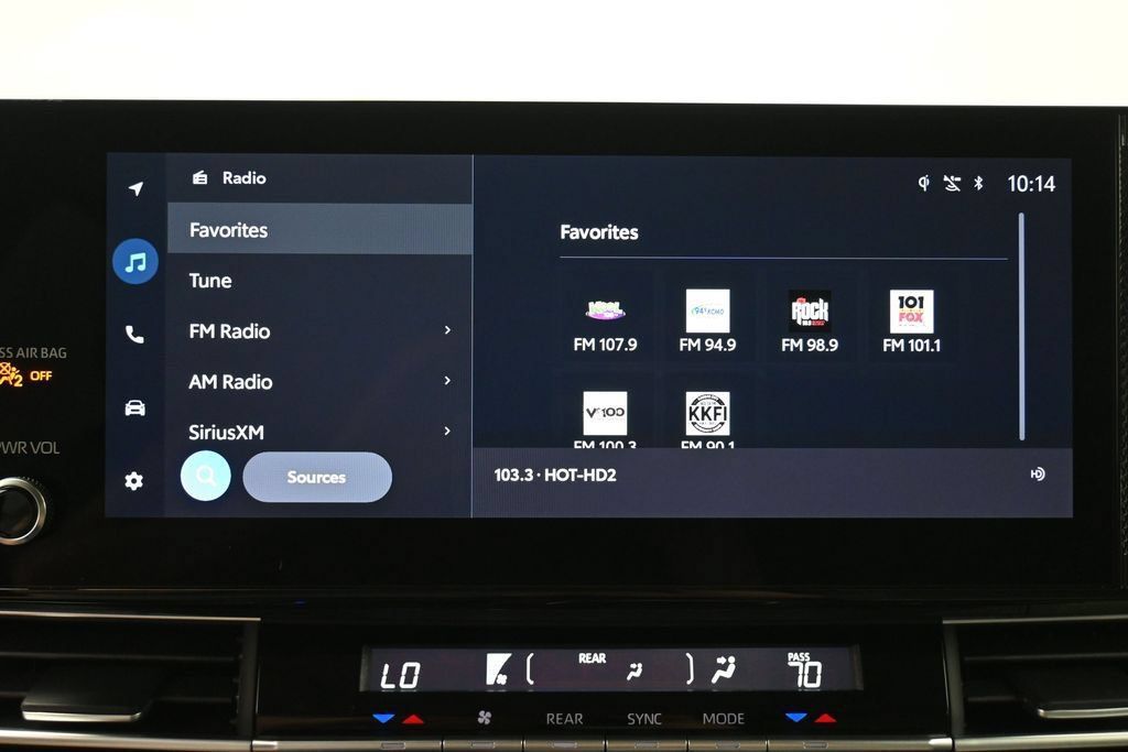 Used 2025 Toyota Sienna XLE w/ XLE Plus Package AWD/4WD image 19