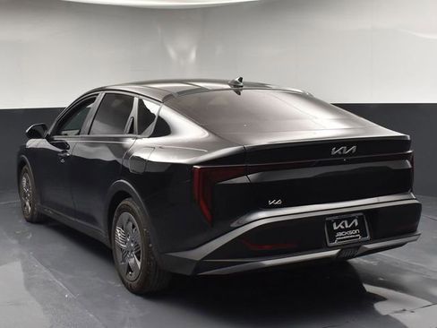 Used 2025 Kia K4 FWD image 4
