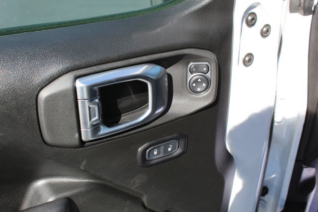 Used 2022 Jeep Wrangler Sport AWD/4WD image 15