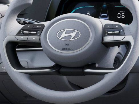 New 2026 Hyundai Elantra SE FWD image 15
