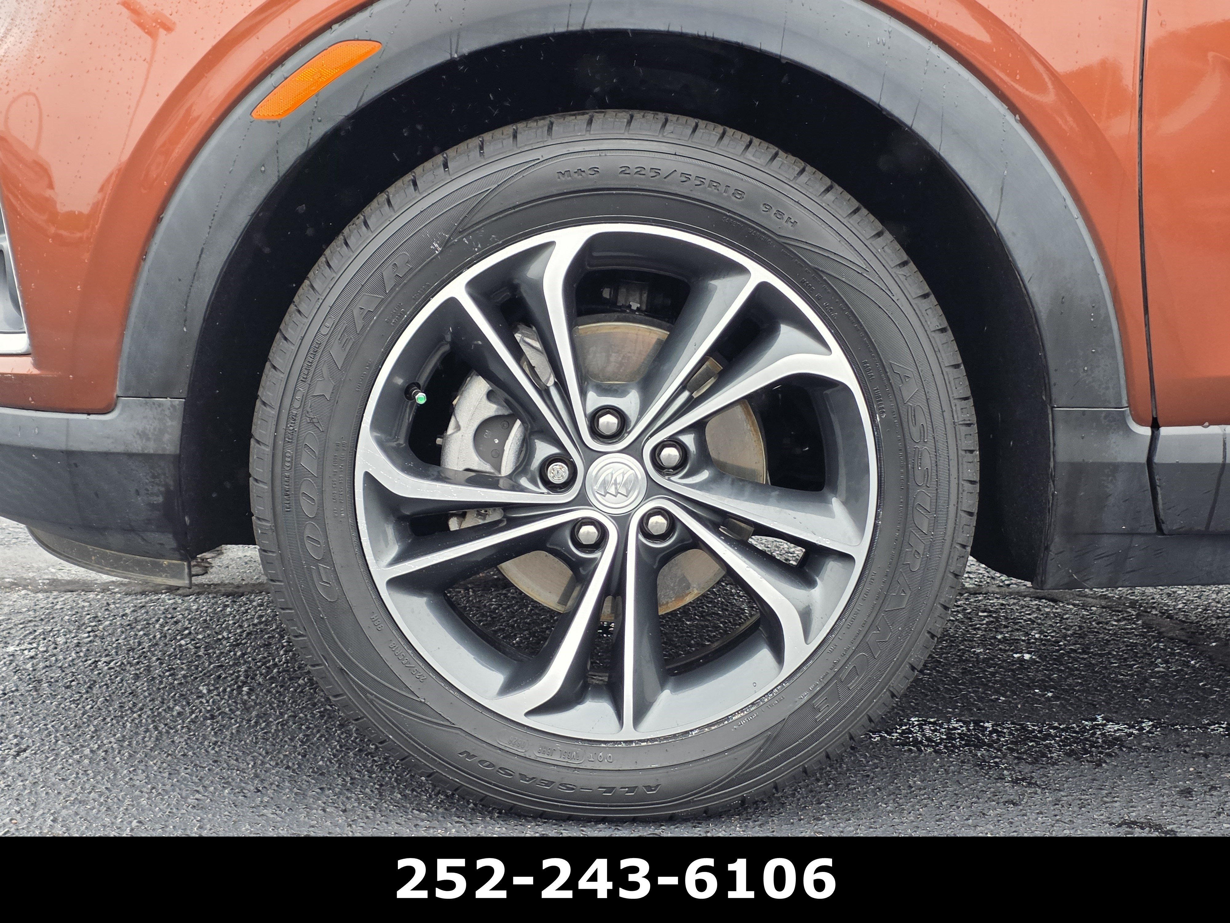 Used 2021 Buick Encore GX Select FWD image 39