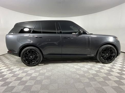 Used 2024 Land Rover Range Rover SE AWD/4WD image 5