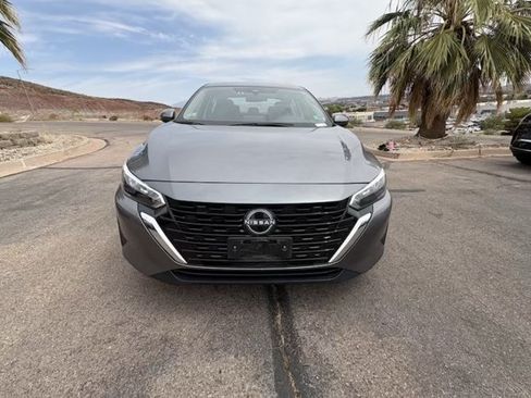 Used 2024 Nissan Sentra SV FWD image 8