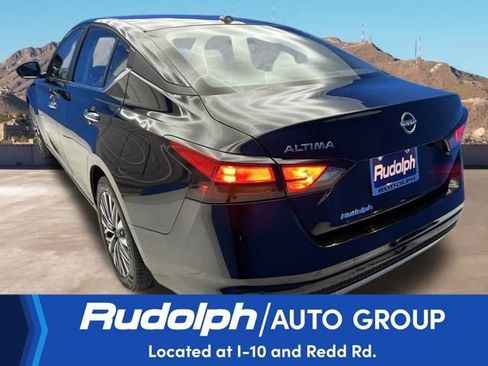 Used 2025 Nissan Altima 2.5 SV image 3