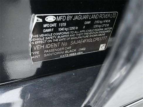 Used 2020 Jaguar XE S image 18