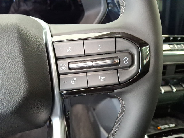 New 2026 Chevrolet Colorado Trail Boss AWD/4WD image 9