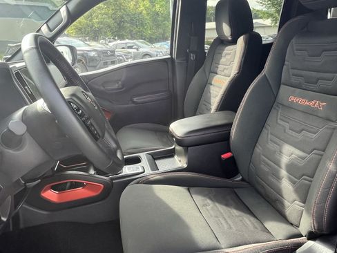 Used 2026 Nissan Frontier PRO-4X AWD/4WD image 14