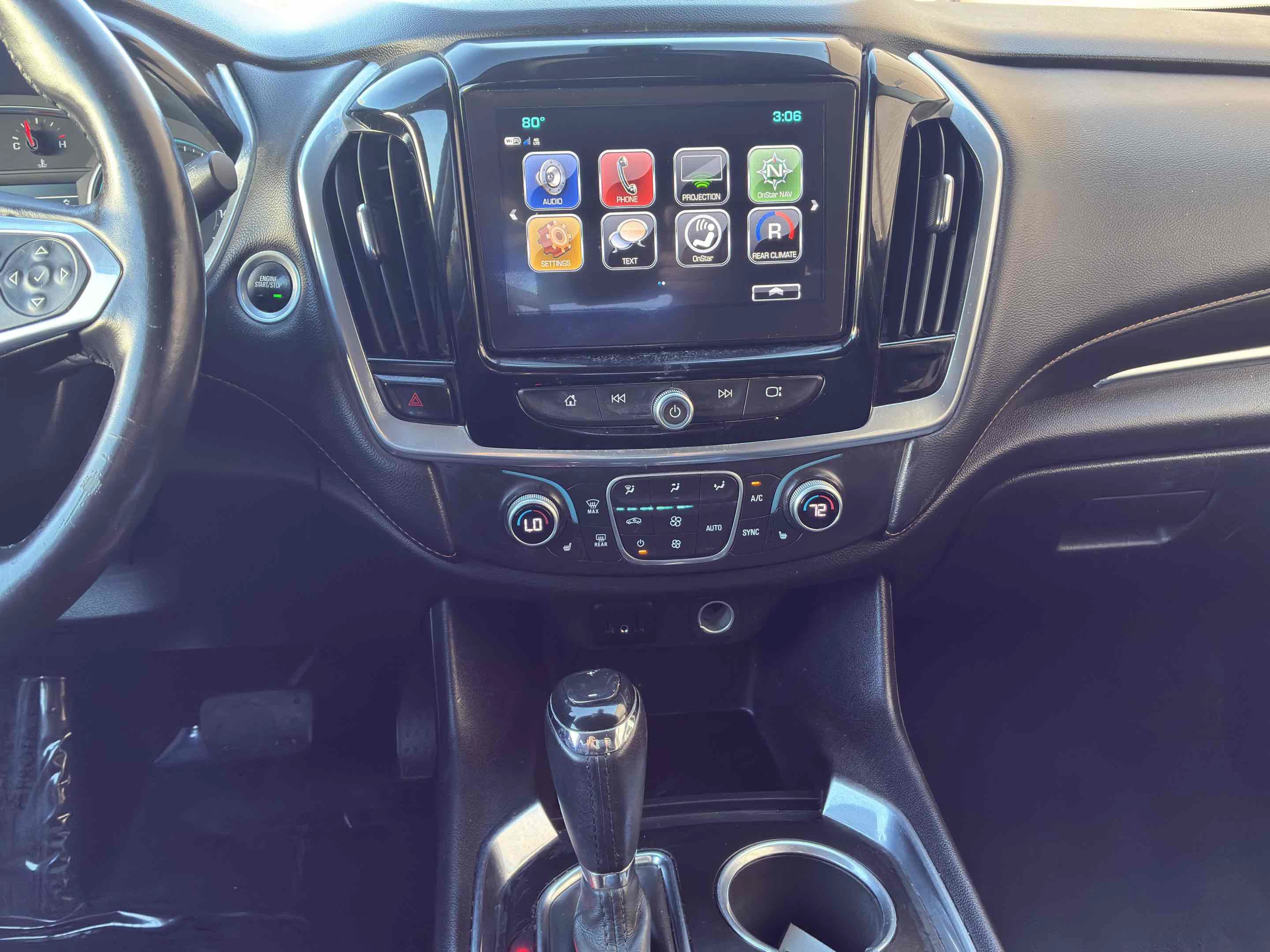 Used 2018 Chevrolet Traverse LT FWD image 24