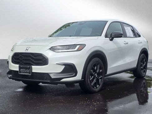 Used 2023 Honda HR-V Sport image 7