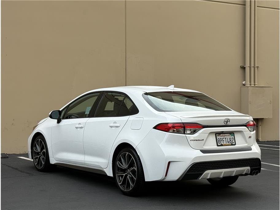 Used 2020 Toyota Corolla SE w/ Protection Package FWD image 4