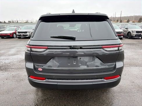 New 2026 Jeep Grand Cherokee Altitude image 4