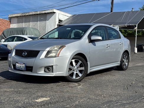 Used 2012 Nissan Sentra 2.0 SR w/ Special Edition Pkg image 2