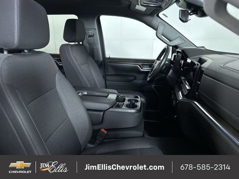 Certified 2025 Chevrolet Silverado 1500 LT image 28