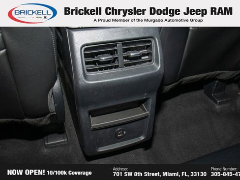 Used 2021 Ford Edge ST image 19