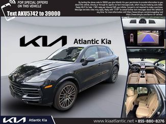 Used 2022 Porsche Cayenne Platinum Edition AWD/4WD video 1