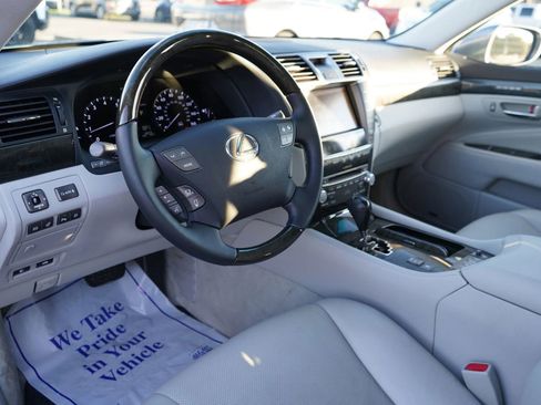 Used 2012 Lexus LS 460 image 8
