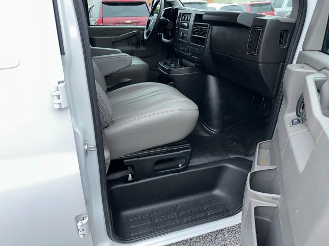 Used 2025 Chevrolet Express 2500 w/ Driver Convenience Package RWD image 29