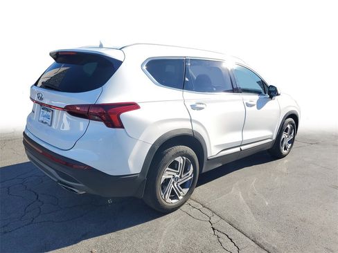 Certified 2023 Hyundai Santa Fe SEL image 5