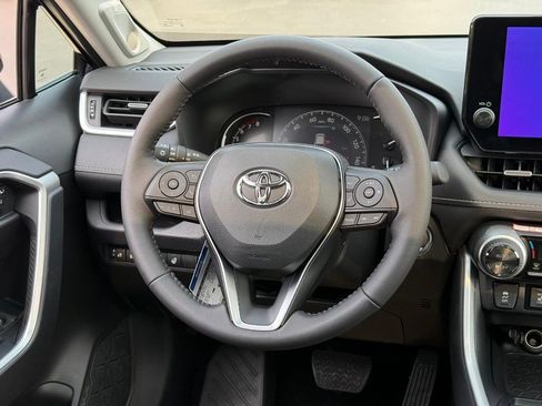 Used 2025 Toyota RAV4 XLE Premium w/ Weather Package image 10