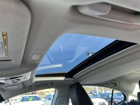 Certified 2024 Lexus ES 250 w/ Premium Package image 20