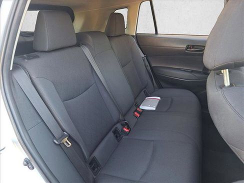 Certified 2024 Toyota Corolla Cross LE image 18