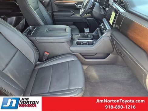 Used 2024 GMC Sierra 1500 Denali AWD/4WD image 15