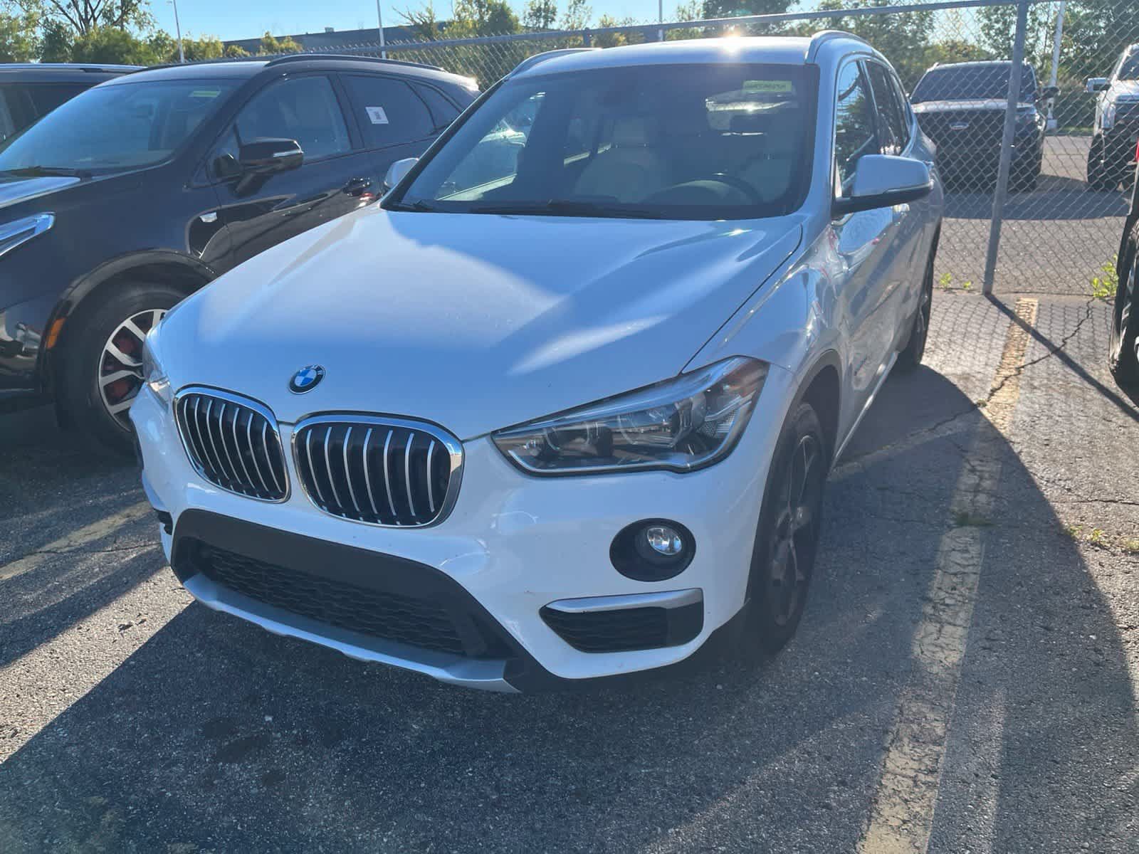 Used 2017 BMW X1 xDrive28i AWD/4WD image 2