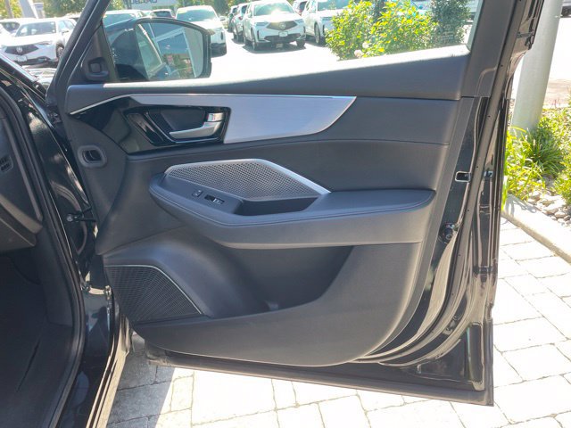 Used 2024 Acura MDX SH-AWD image 19