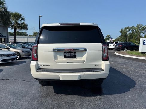 Used 2015 GMC Yukon Denali w/ Open Road Package AWD/4WD image 4