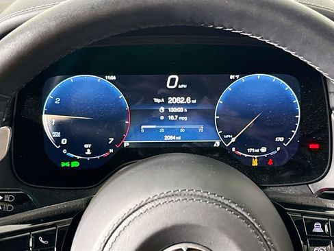 Used 2025 Maserati Grecale Modena AWD/4WD image 15