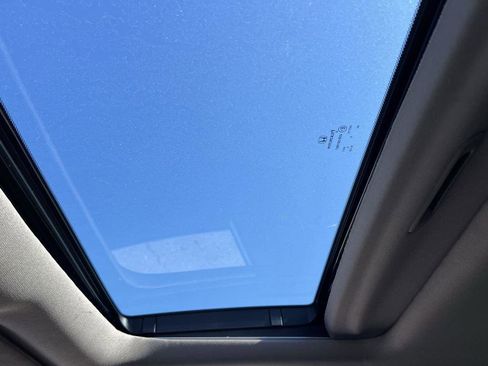 Used 2024 Honda Odyssey EX-L image 12