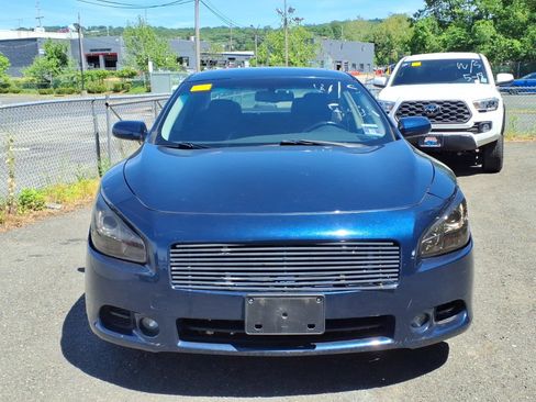 Used 2009 Nissan Maxima 3.5 S FWD image 2