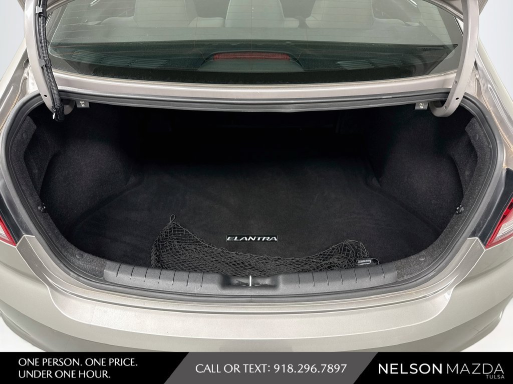 Used 2020 Hyundai Elantra SEL FWD image 36