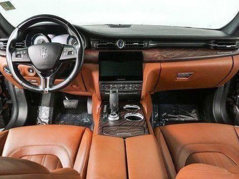 Used 2023 Maserati Quattroporte GT RWD image 20