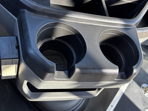 Used 2015 Ford E-350 and Econoline 350 Super Duty image 27