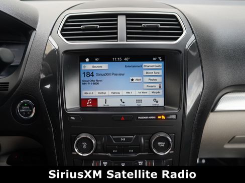 Used 2018 Ford Explorer XLT w/ Equipment Group 202A image 30