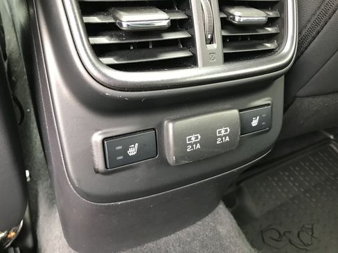 Used 2022 Subaru Outback Wilderness image 28