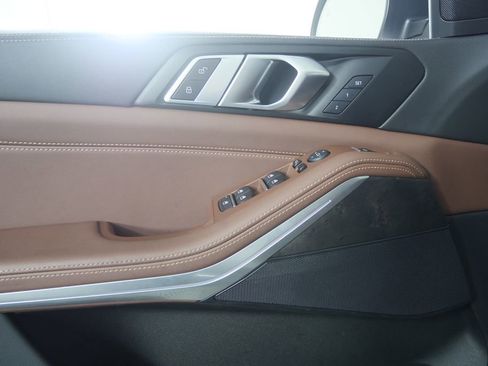 Certified 2024 BMW X5 sDrive40i RWD image 8