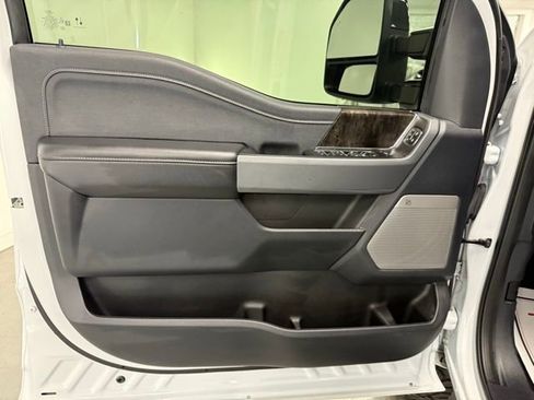 Used 2024 Ford F250 Lariat w/ Lariat Ultimate Package image 14