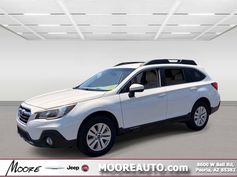 Used 2018 Subaru Outback 2.5i Premium AWD/4WD image 1
