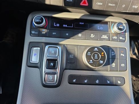 Used 2024 Hyundai Palisade SEL w/ Premium Package image 36