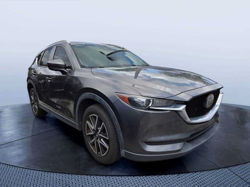 Used 2018 MAZDA CX-5 Touring w/ Preferred Equipment Package FWD image 1