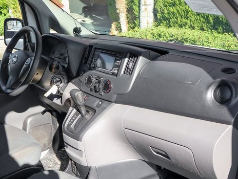 Used 2018 Nissan NV200 S w/ Cruise Control Package image 30